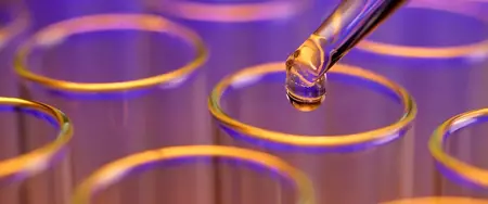 [Translate to Francais:] Symbolbild Lösungsmittel